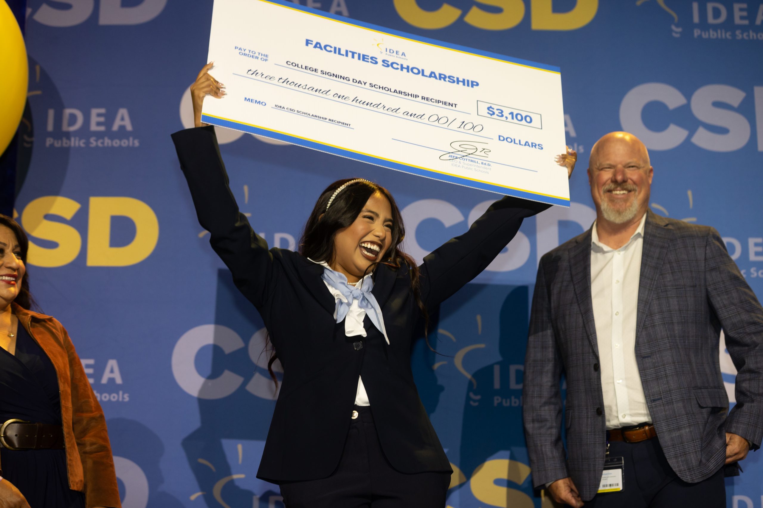 Student scholarship and college completion support through the IDEA Promise Foundation.